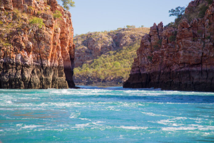 New ban halts boat tours through sacred Australian natural wonder