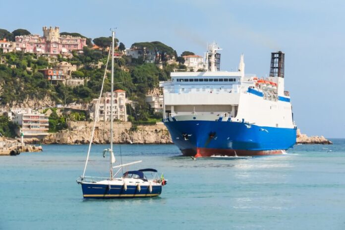 Cruise ships with over 900 passengers are no longer welcome in Nice and Villefranche-sur-Mer